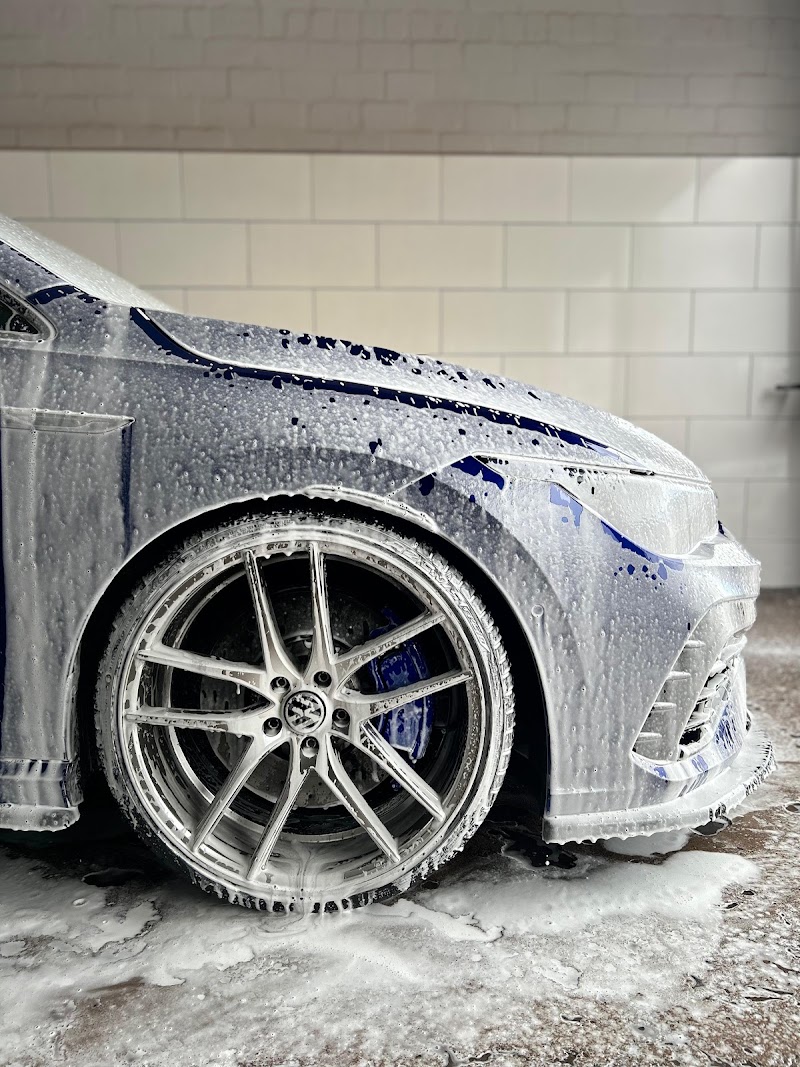 Auto Glow Car Wash